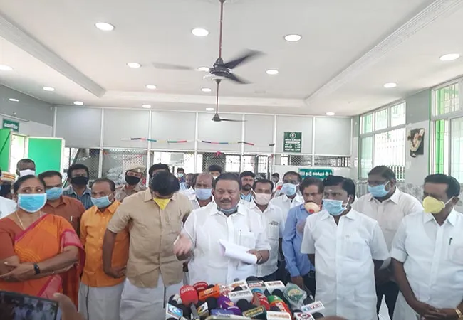 ONLINE VEGETABLES PURCHASE PEOPLES MINISTER SREENIVAASAN PRESS MEET 