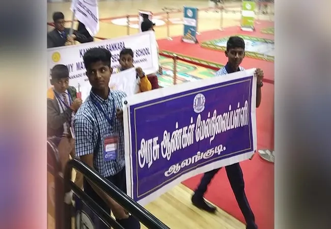 NATIONAL ROBOTICS COMPETITION IN DELHI SELECT IN ALANGUDI GOVT SCHOOLS 
