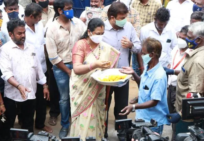 DMDK VIJAYAKANTH BIRTHDAY CELEBRATION PREMALATHA VIJAYAKANTH PRESS MEET