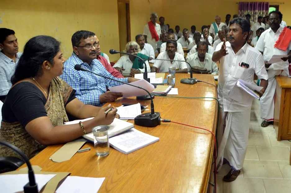  The government must pay the farmers' pension premium ...