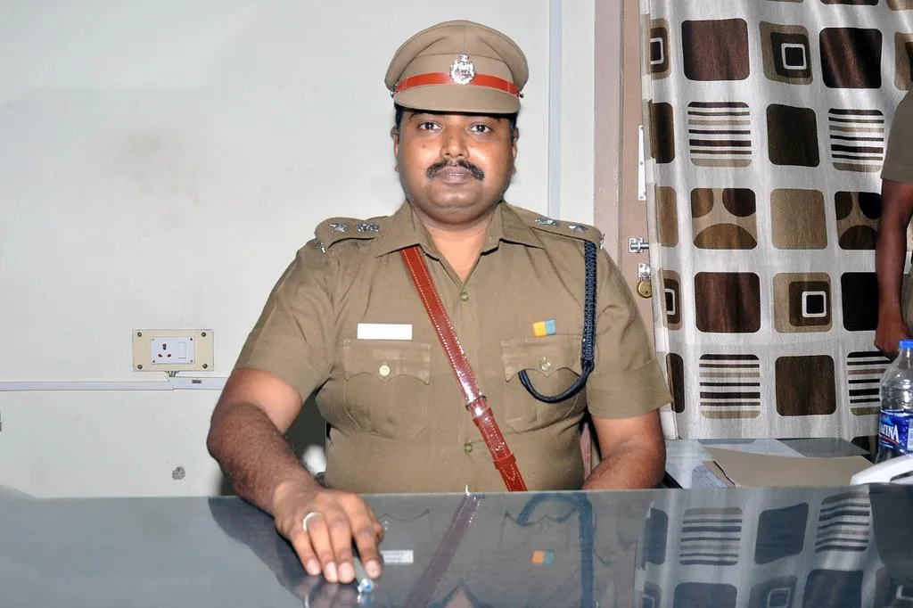  Son-in-law arrested for Issue ... grandson hiding abroad
