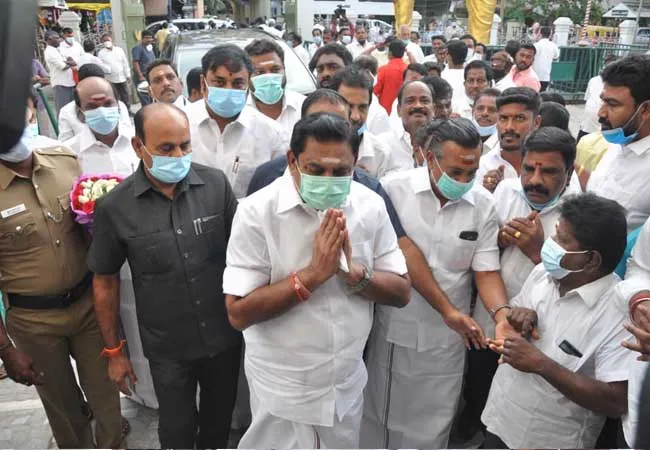 BJP launches talks with AIADMK on urban local body elections