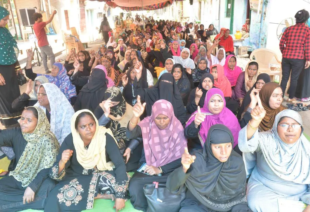 Erode - CAA issue 