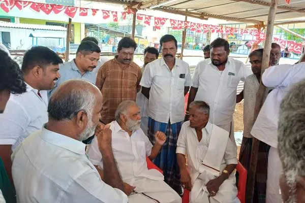 Minister I.Periyasamy consultation with party officials!