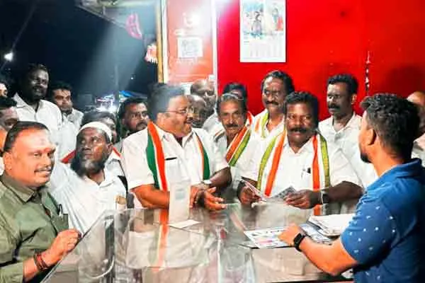 selvaperunthagai who collected votes in support of Rahul Gandhi in wayanad!