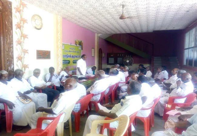  CUDDALORE Asking the outstanding amount of sugar mills  Sugarcane farmers' struggle