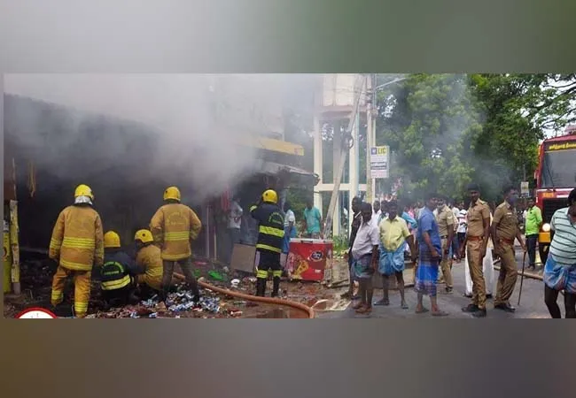 Grocery store fire - Rs 20 lakh worth of goods destroyed by fire!