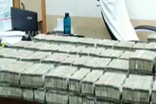Summons to BJP executive in case Rs 4 crore in Chennai to Nellai train