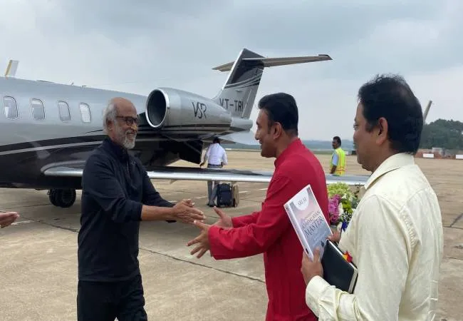 Rajinikanth rushed to Bangalore!