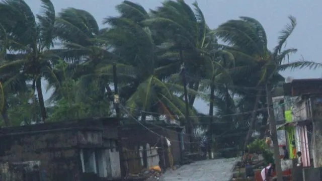 GUJARAT VAYU CYCLONE HIGH ALERT