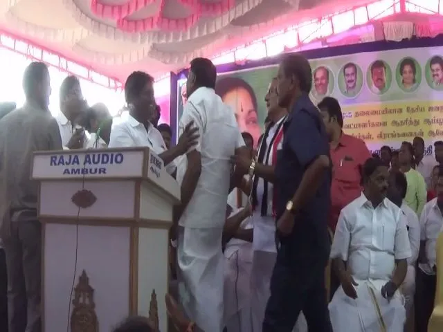 admk minster trying to attack Votary- Vellore candidate shocked
