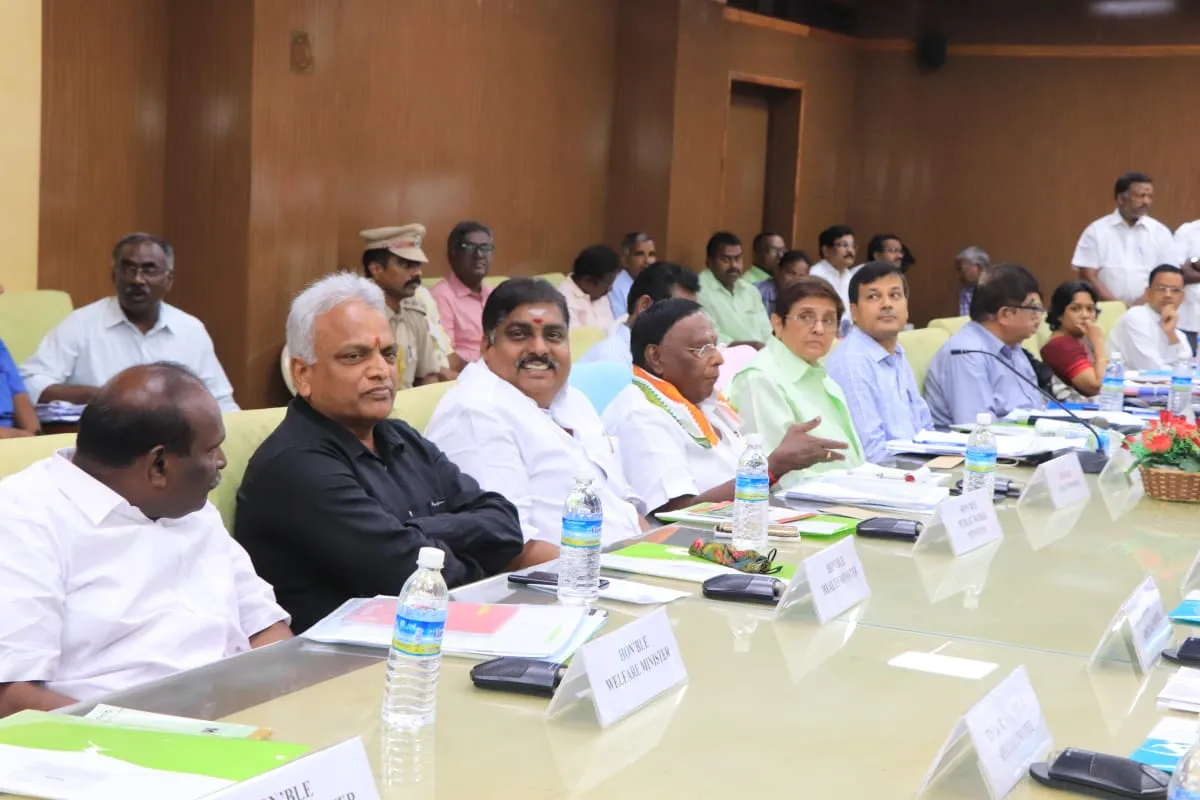 PUDUCHERRY UNOIN BUDGET 2019-2020 DISCUSSION MEETING GOVERNOR KIRAN BEDI, CM NARAYANASAMY 