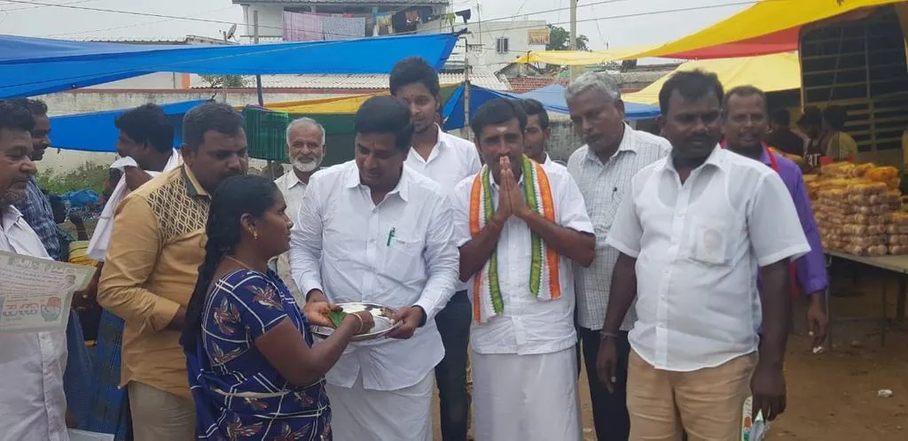 congress leader making ponda in election campaign 