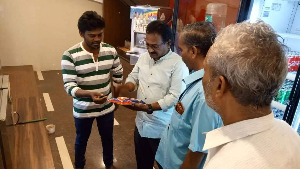  Sudden study of food safety officials ... the destruction of substandard food items at the movie theater
