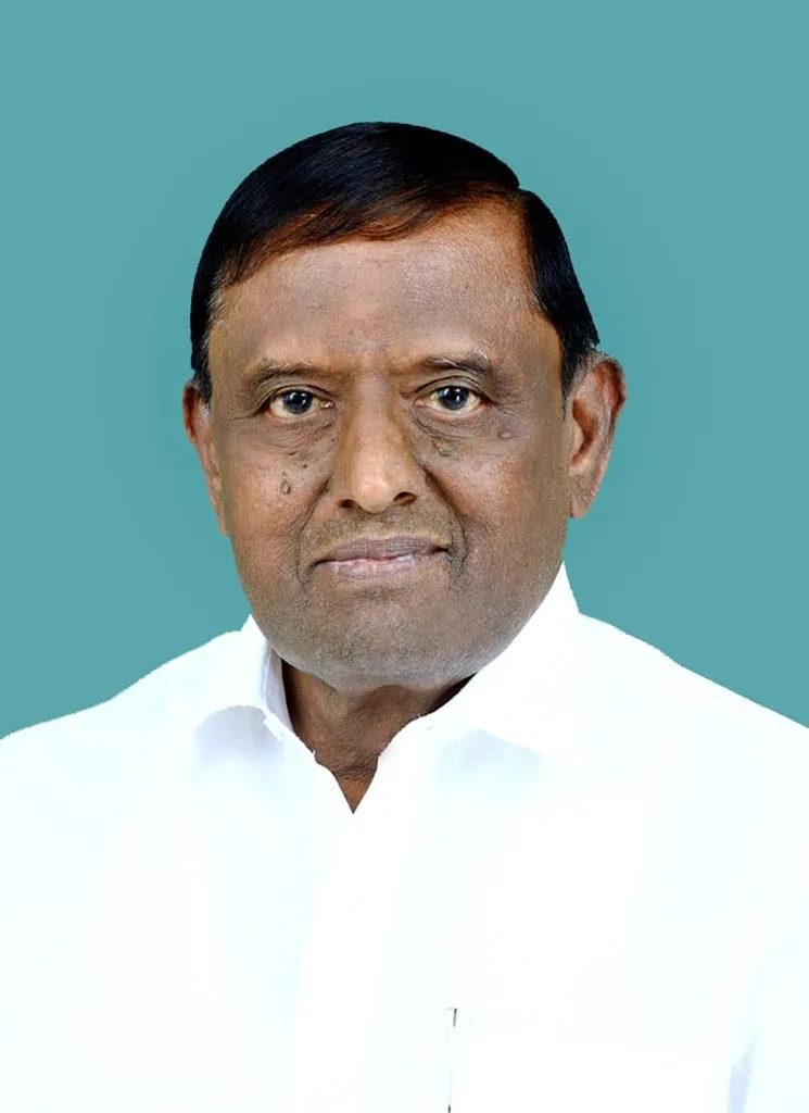 Erode MLA 25 lakhs .... Even if the people are around to bear money