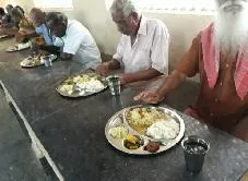 Thiruvaroor araneri lions club
