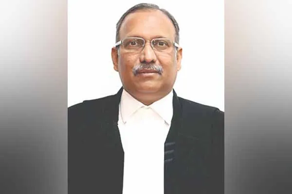 Chief Minister should go to Kalvarayan Hill and inspect High Court