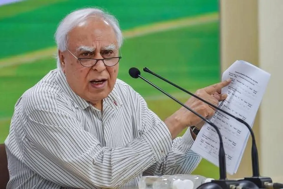 Modi's use of Kashmir for politics: Has helped Haryana Maharashtra grow? Question of Congress!
