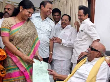 kalaingnar and kanimozhi