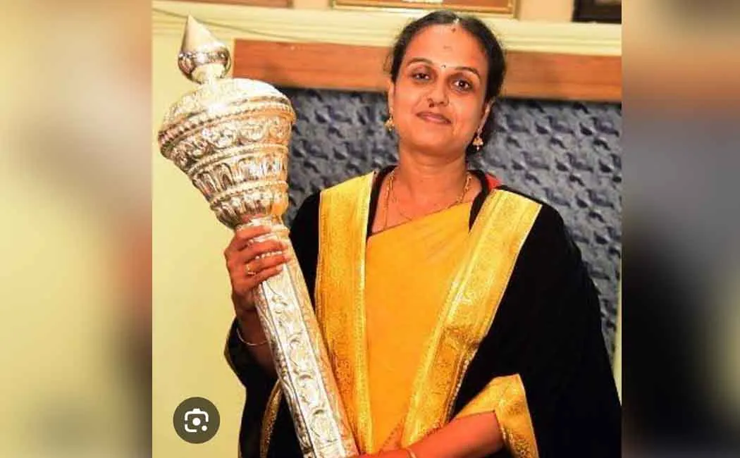  Kanchipuram Corporation Mayor's post in jeopardy; Opposition from own party!