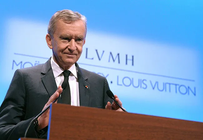 BLOOMBERG COMPANY RELEASED BILLIONAIRES LIST BERNARD ARNAULT OVER TAKE BILL GATES