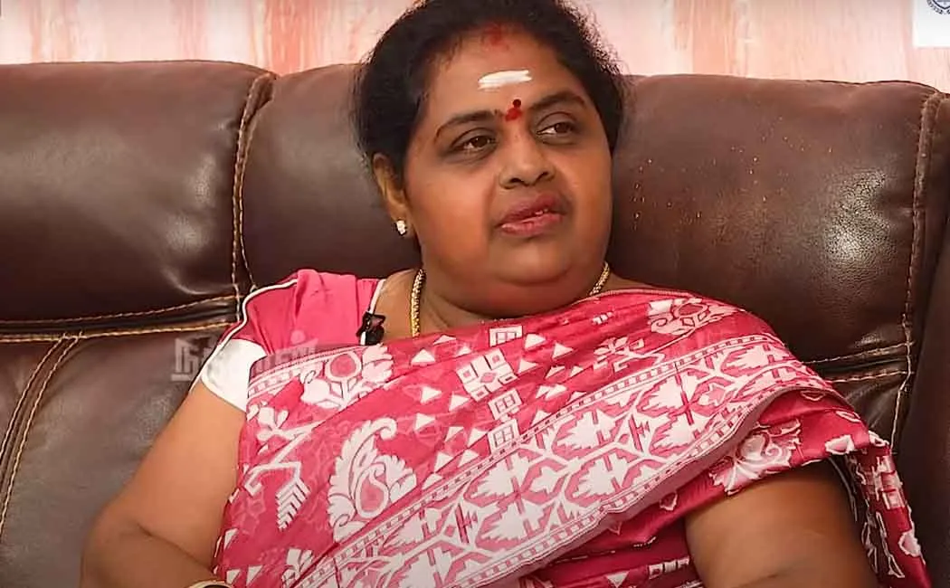 Detective Malathi's Investigation: 11