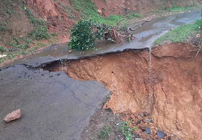 TAMILNADU COIMBATORE HEAVY RAIN AND FLOODED NILGIRIS FULLY AFFECTED