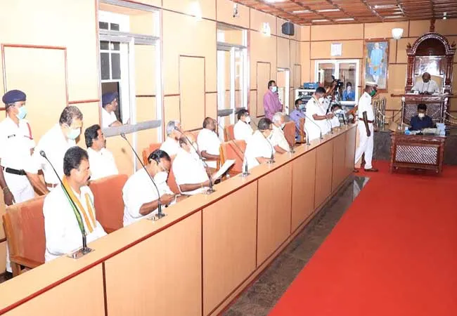 each ration card rs 2000 puducherry cm narayanasamy 