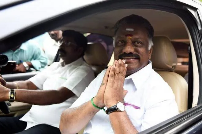 tamilnadu deputy cm o paneerselvam arrive at america 
