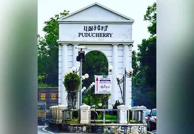 PUDUCHERRY 21 POLICE GOVERNMENT  ORDER CORONAVIRUS PREVENTION 