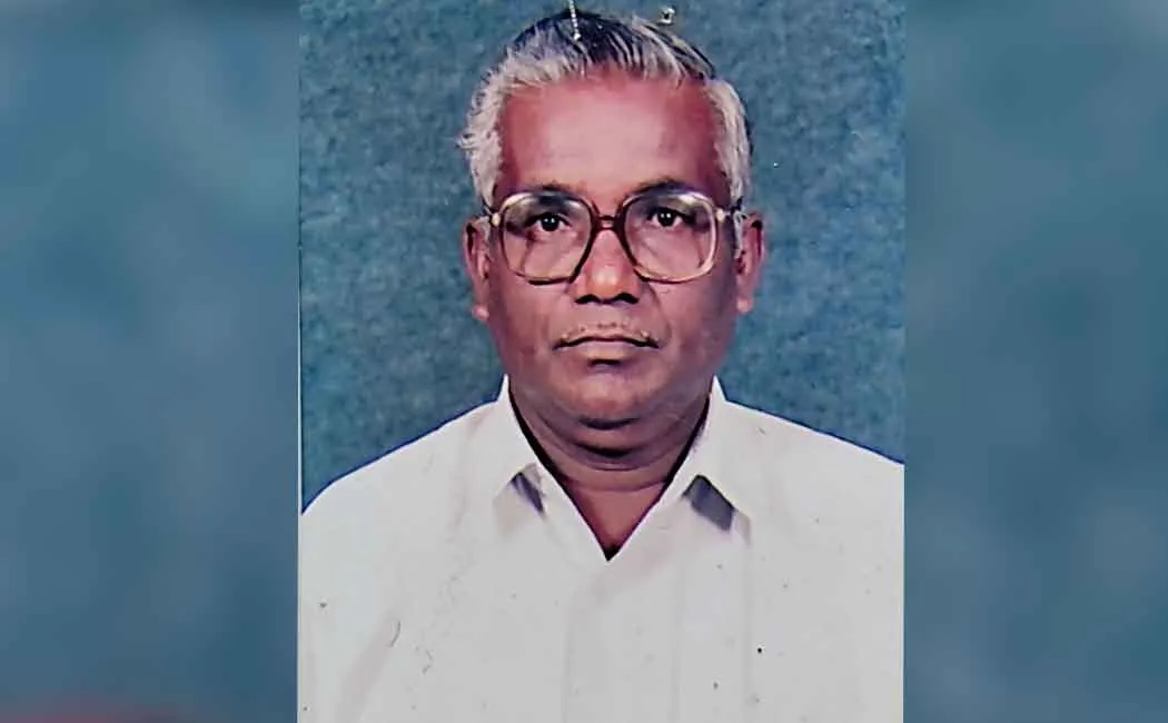  R. Veluchamidevar 