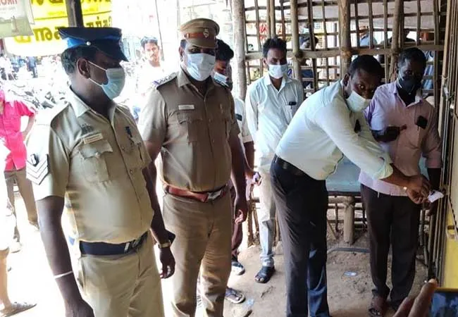 CUDDALORE DISTRICT POLICE AND OFFICERS RAID SHOPS 