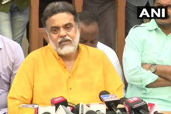 Sanjay Nirupam removed from Congress