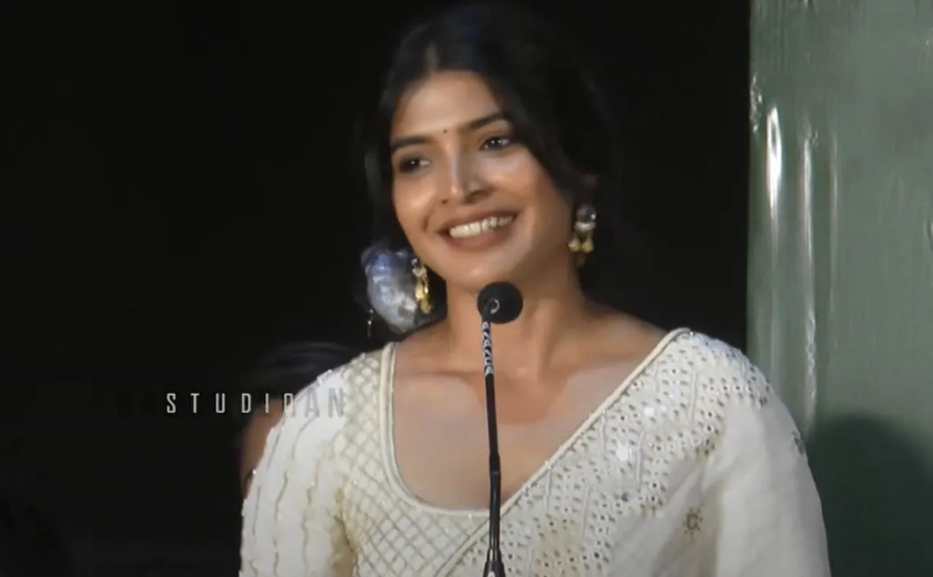   Sanchitha Shetty  - Azhagiya kanne movie function
