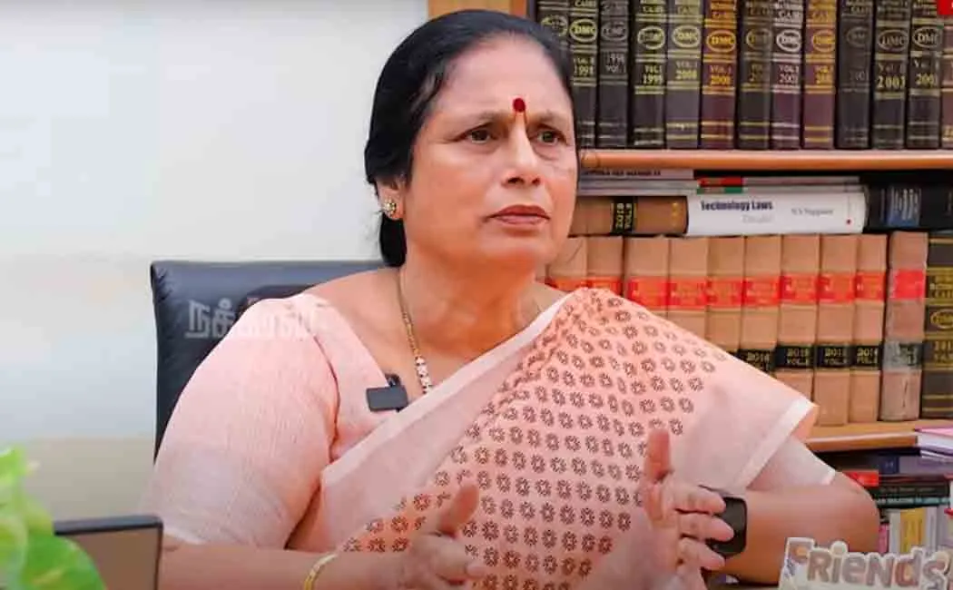 advocate-santhakumaris-valakku-en-42