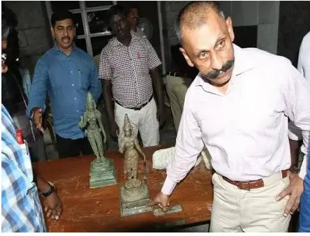 2 ministers involved in the abduction of a statue?The accusation of ponmanikkavel