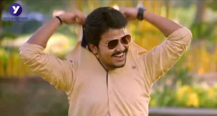 Yenda thalaila enna vekkala