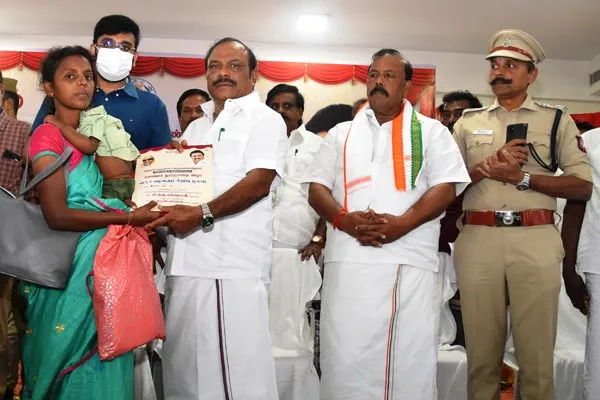 Ministers who gave housing bonds worth Rs 19 crore to 2800 poor people