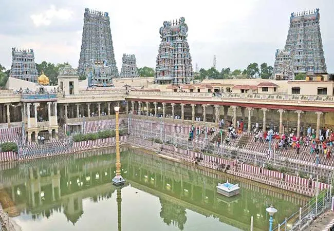  At the Madurai Meenakshi Amman Temple  Latu offerings for devotees