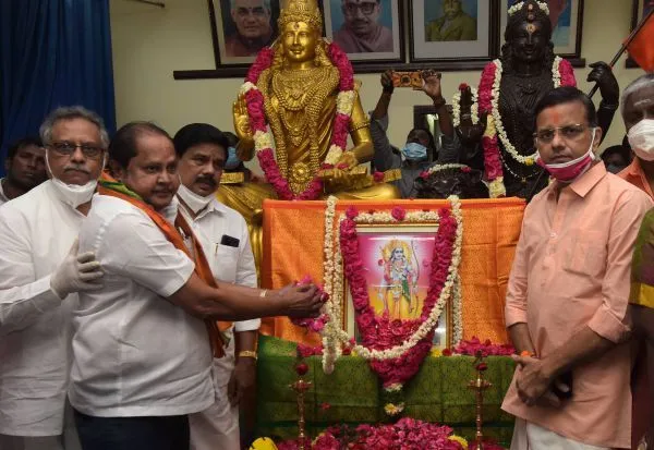 dmk mla