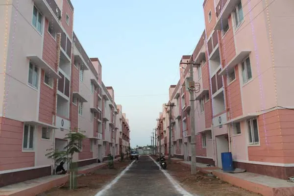 Minister Anbarasan handed over 504 flats constructed in Neyveli block to the beneficiaries