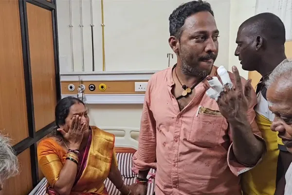 Cut to the husband stopping the thief who was trying to take the chain from his wife
