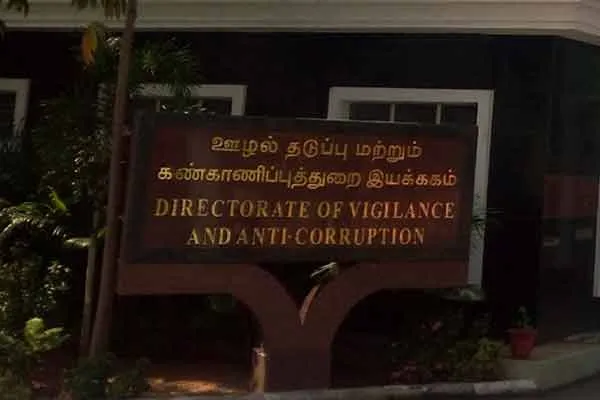 Anti-corruption department warns government employees to be wary of fake reporters