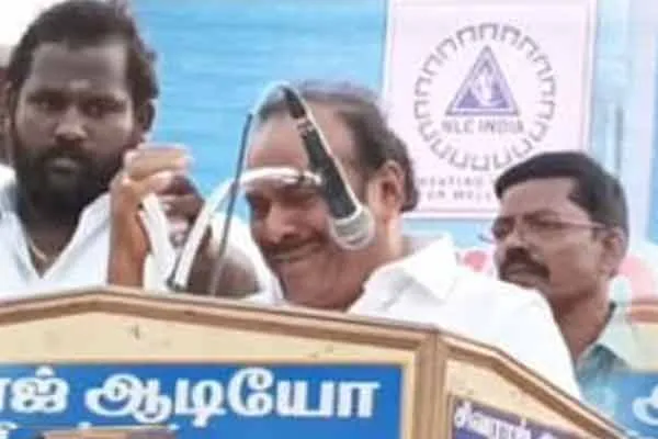  Minister CV Ganesan burst into tears on the platform thinking of his wife