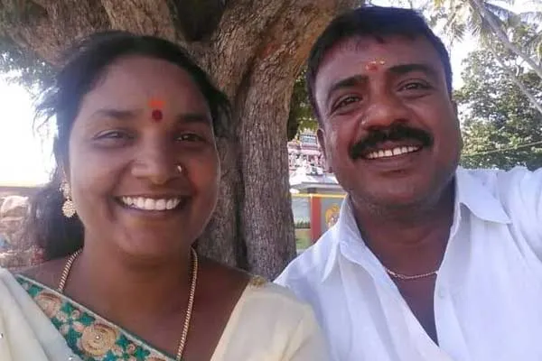 Boyfriend incident girlfriend near Tirupattur