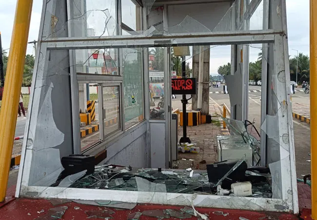 Public vandalized highway toll booth!