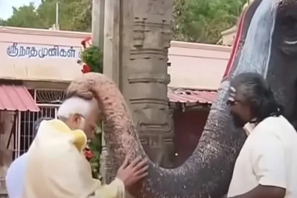 pm Modi Sami Darshan at Srirangam temple