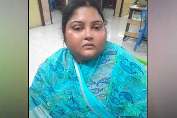 Woman arrested for serial theft of jewelery from bus passengers