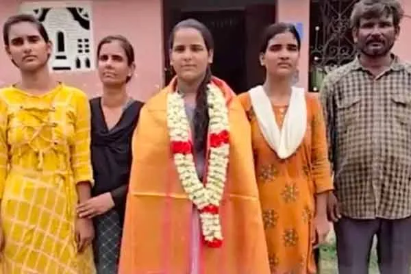 Bihar student sets record by scoring 93 marks in Tamil subject 
