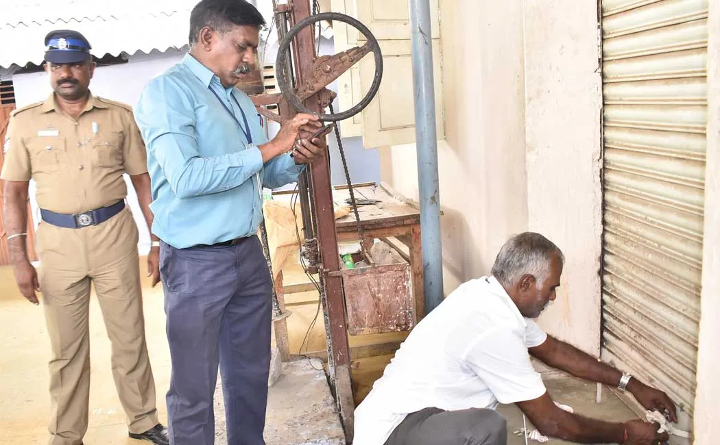 erode AIADMK  wedding hall sealed